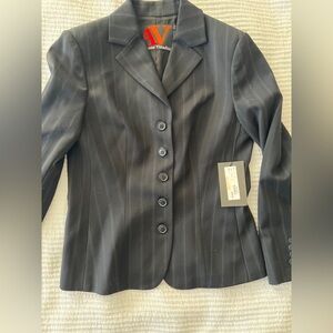Adrienne Vittadini Black Pinstripe Women's Blazer Women’s Size 6 NWT